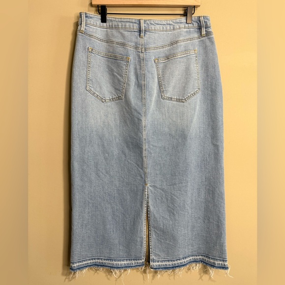Ann Taylor Light Blue Denim Midi Skirt Frayed Hem - Picture 9 of 12